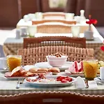 Santo Miramare Hotel