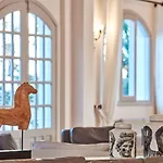 Santo Miramare Περίσσα