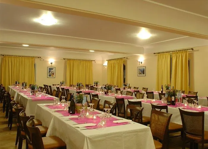 Santo Miramare Hotell 4*