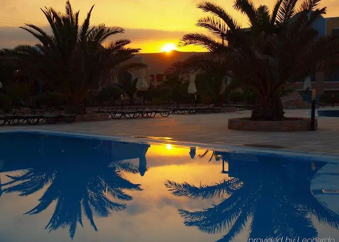 Santo Miramare Hotell 4*